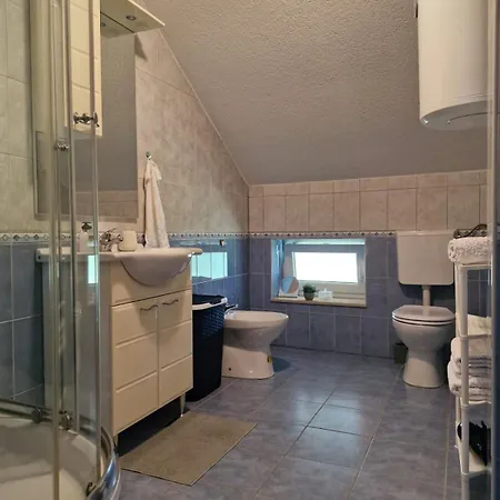 Duvnjak & House Апартаменты